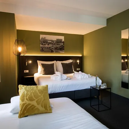 Parkzicht 酒店 埃因霍温