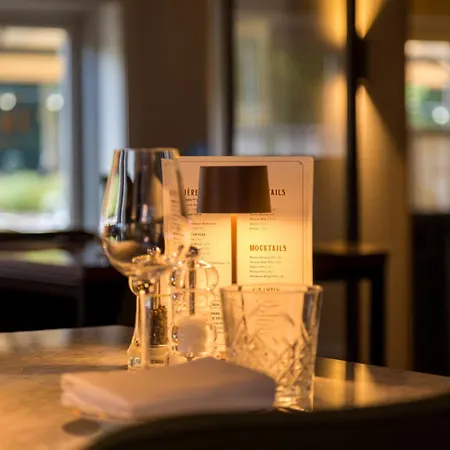 Parkzicht Otel 4*